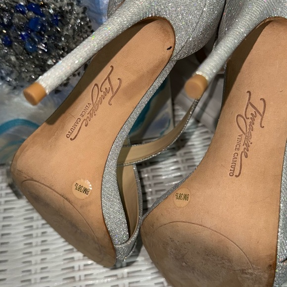 Imagine by Vince Camuto Silver strappy sparkly open toe heels - Picture 5 of 6